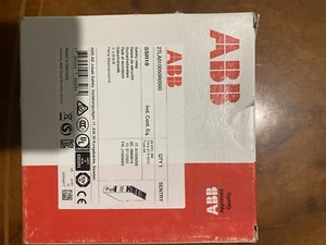 Relé de seguridad ABB 2TLA010050R0000 - Imagen 1 de 1