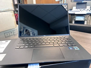 Laptop LG GRAM  model 14Z90P i7 32GB Memory 1 TB SSD - Picture 1 of 4