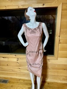 Vintage 1960s Pink With Silver Beading Sleeveless Shift Mod Party Dress! - Picture 1 of 23