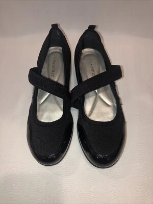 Women's Laura Ashley Black Mary Jane Shoes Style Lawelford Size 8M - Image 1 of 4
