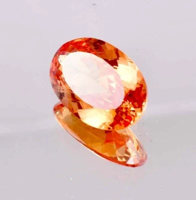 Flawless 10 x 6 mm Natural Golden Yellow Sapphire (GIT Certified) Loose Gemstone - Image 1 of 4