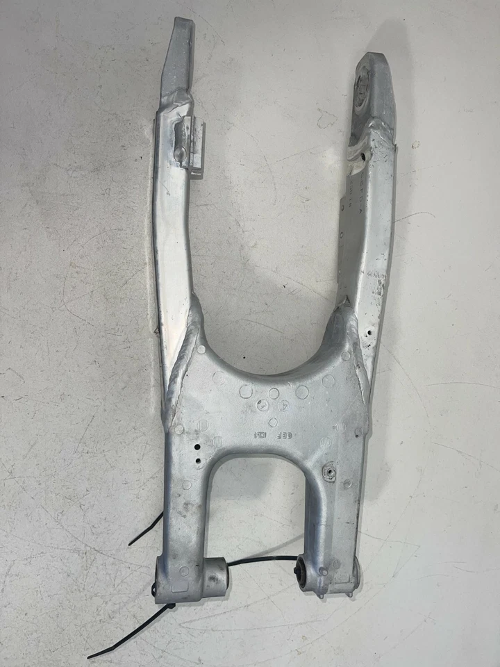 Honda CR80R 2002 98-07 OEM brazo trasero brazo oscilante suspensión soporte de rueda Foto 1 de 4