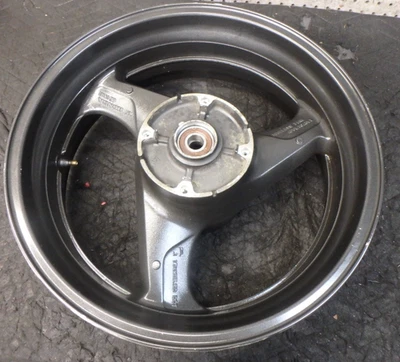 RUEDA TRASERA HONDA CBR F4 / VTR 1000 FIREHAWK, LLANTA OEM, RECTA #32 Foto 1 de 4