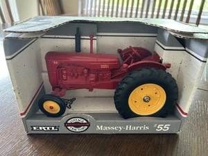 ERTL 1/16 Massey-Harris 55 Tractor – 1993 #1292 – New in Box... - Picture 1 of 6