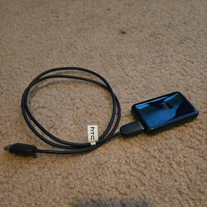 HTC HD Media Link Wireless HDMI Adapter - DG H200 - With HDMI Cable - Photo 1 sur 3