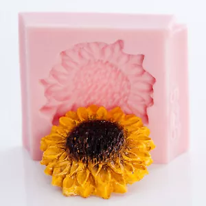 Sunflower silicone mold - cabochon mold - candy mold - resin mold  (526) - Picture 1 of 5