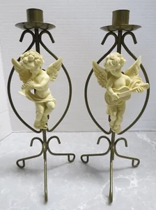Paar 2 Messing Kerzenständer Halter Biskuit Cherubs Engel mit Musikinstrumenten - Bild 1 von 11