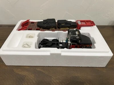 First Gear Mack Granite Tractor With Lowboy Trailer #19-0043 1st Gear - Image 1 of 4