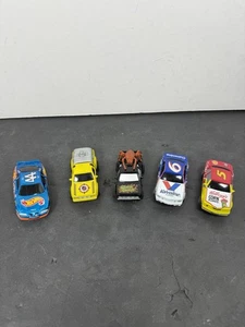 Lot Of 5 Slot Cars HOT WHEELS ELECTRIC ROACH COACH & X-TERMO TRUCK NASCAR ETC - Picture 1 of 16