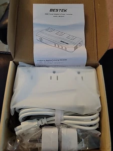Adaptador de viaje universal Bestek 220 V a 110 V 4 puertos USB - blanco - Imagen 1 de 2