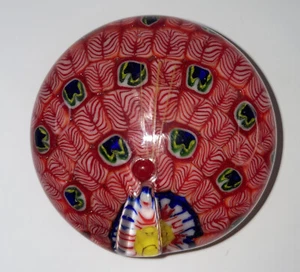 FERMACARTE PAVONE in vetro artistico stile Millefiori ROSSO in piedi/sdraiato - Foto 1 di 11