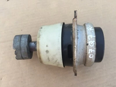 Marco del motor izquierdo Audi Q7 2007-2012 3,6 L Quattro soporte de montaje del motor OEM Foto 1 de 4