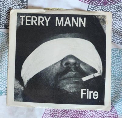 Terry Mann Fire/Dead Or Alive original 1981 USA 7" single w/sleeve + insert RARE - Image 1 of 2