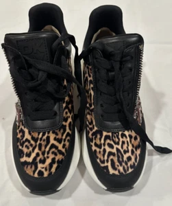 DKNY Plateau Keilabsatz Sneaker Damen nagelneu ohne Etikett oder Karton Größe 7,5 - Bild 1 von 11