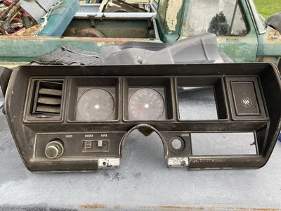 Buick Skylark 1970 tablero bisel calibre panel de instrumentos carcasa 1232083 Foto 1 de 4