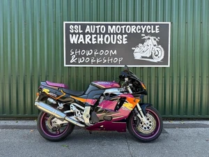 Suzuki GSXR750W Maroon and Black 1995 Import 16k Standard Bike - Picture 1 of 15
