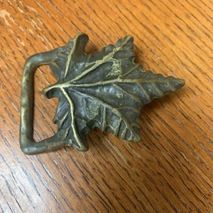 VINTAGE CUT-OUT **MAPLE LEAF** ART SOLID BRASS BELT BUCKLE - Picture 1 of 3