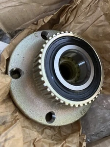 ALFA ROMEO GTV SPIDER REAR WHEEL BEARING HUB GENUINE 0060613615 - Picture 1 of 4