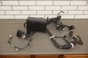05-09 Lexus GX470 OEM Engine Fuse Relay Junction Box & Partial Harness - Picture 1 of 14