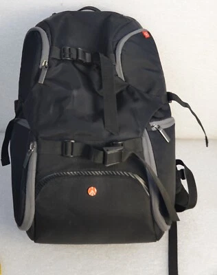MANFROTTO ADVANCED WATER RESISTANT CAMERA BACKPACK TRAVEL BAG - Image 1 of 4