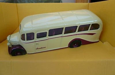 949/22 - Bedford Type OB Coach, verschiedene Varianten - Bild 1 von 2
