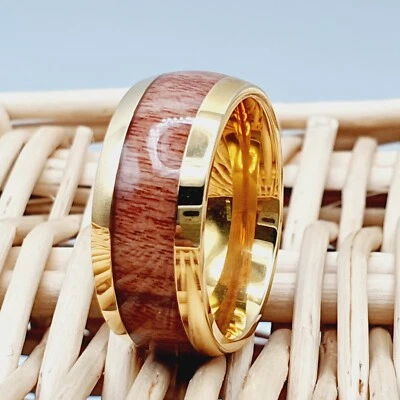 Alianza de boda de madera Koa para hombre anillo de titanio banda de madera anillo de titanio de oro amarillo Foto 1 de 4