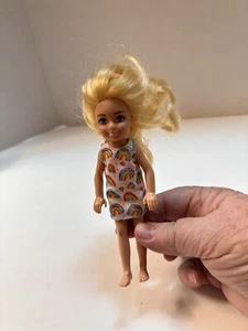 Mattel Barbie's Little Sister Chelsea Puppe blonde Haare - Bild 1 von 3