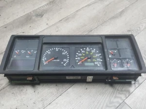 VOLVO VNL INSTRUMENT CLUSTER 20461852 P01 - Picture 1 of 6
