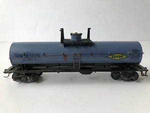 Athearn HO Dow Chemical 40' Tank Car DOW X-38370 - Bild 1 von 5