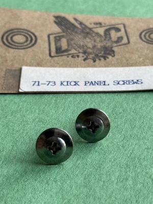Ford Mustang 1971 1972 1973 repuesto directo TORNILLOS PANEL DE PATADA (2X) NOS Foto 1 de 4