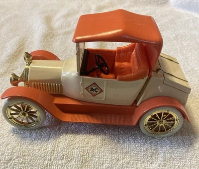 Liberty Classics Inc Diecast 1916 Studebaker Bank - Image 1 of 4