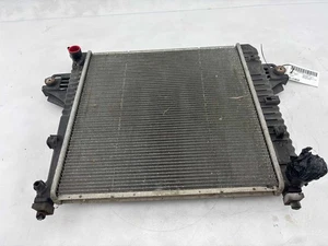 2006 Jeep Liberty Engine Cooling Radiator OEM 5183562AA - Picture 1 of 7