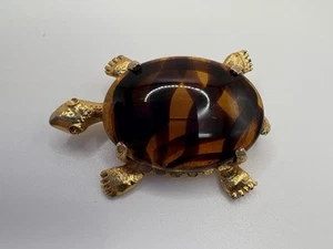 Vintage Turtle Pin Glass Cabachon Brooch Large Faux Tortoise Shell Gold Tone - Picture 1 of 8