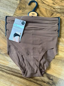 3 PAAR BRAUNE DAMENSLIPS / SLIPS IM BRASILIANISCHEN STIL VON M&S - GRÖSSE 10 - KEIN VPL - Bild 1 von 5