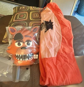 NWTRubies Boys Size 8 Five Nights At Freddy Costume Of Foxy - Picture 1 of 3
