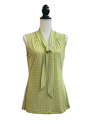 Blusa sin mangas Banana Republic para mujer verde oliva con corbata frontal M Foto 1 de 4