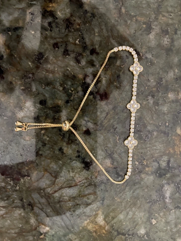 Gold bracelet  - Image 1 of 4