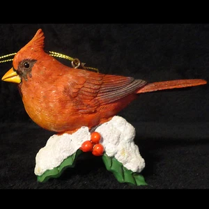 Danbury Mint Cardinal On Snow/Holly Songbird Christmas Ornament Figurine/Statue - Picture 1 of 4
