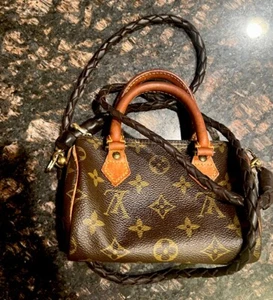 Louis Vuitton Speedy Mini Handbag - Picture 1 of 10