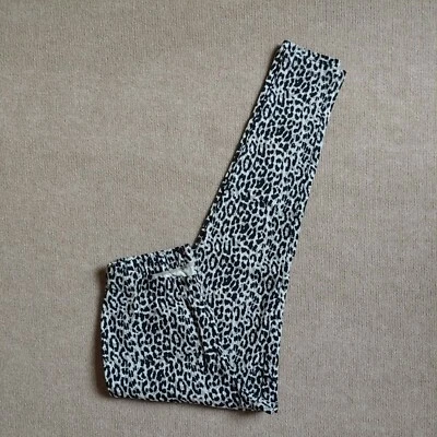 Pantalones Legging Cortos Roamans Para Mujer Talla S 12 Negro Blanco Estampado Animal Guepardo Nuevos sin Etiquetas2 Foto 1 de 4