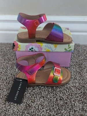 Sandalias Laura Ashely LA89024 Arco Iris Metálicas Puntera Abierta Talla 7 Niño Pequeño Foto 1 de 4