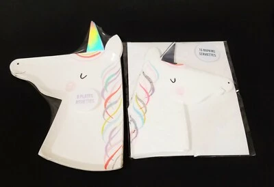 NEW MERI MERI 3D WHITE WITH IRIDESCENT HORN UNICORN 8 PAPER PLATE,16 NAPKINS - Image 1 of 4