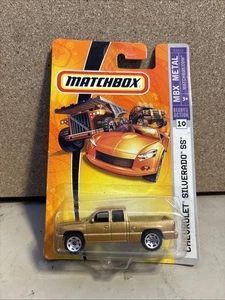 Matchbox MBX Metal (2006) Chevrolet Silverado SS Toy Truck #10 Gold Scale Model - Bild 1 von 2