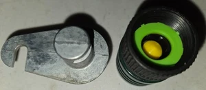 GX22426 and GX22425 John Deere Wash Port Kit OEM, No Bolt - Picture 1 of 3