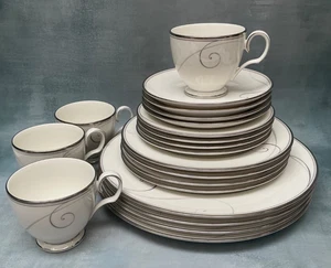 Noritake Platinum Wave China Set Service for 4 NEW! - Picture 1 of 3