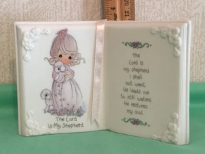 1993 Precious Moments BIBLE Figure THE LORD IS MY SHEPHERD       (R64) - Picture 1 of 9