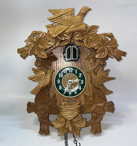 Vintage Wooden Kaiser German Cuckoo Clock Tested & Working Condition Clean Cover