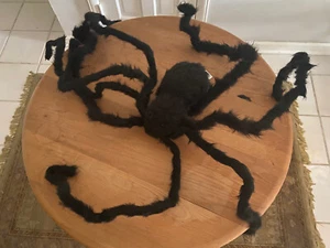 Halloween Large 32”+ Black Furry Spider Poseable & Bendable Legs - Picture 1 of 7