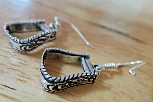 Orecchini a staffa 13x11mm decorati western cavallo argento sterling su fili 15mm! - Foto 1 di 7