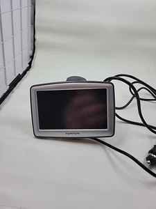 TomTom XL N14644 Portable GPS Navigator 4.3 Inch Screen Lifetime Traffic Maps F - Picture 1 of 5